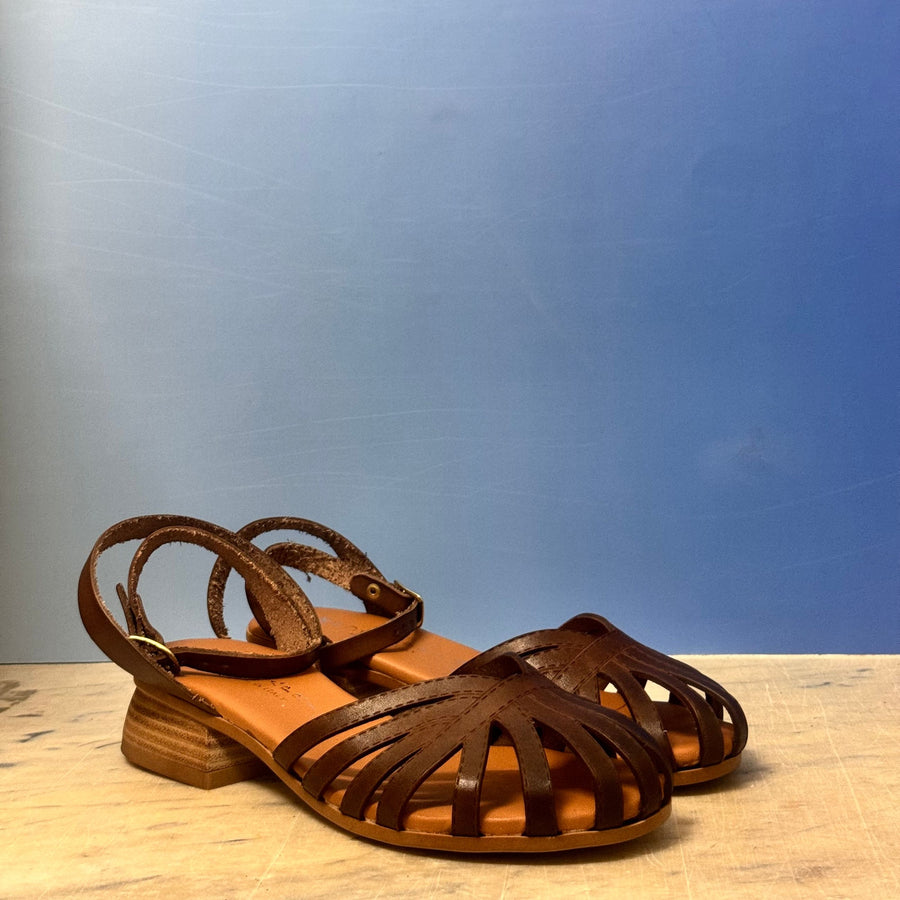 221 Moda Capri
